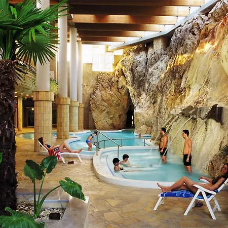 Alfa & Wellness Miskolctapolca Hotel