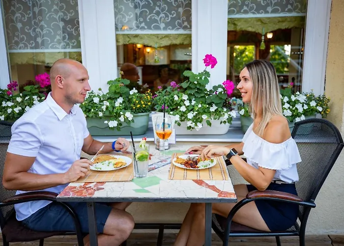 Alfa Hotel & Wellness Miskolctapolca 3* Мишкольц