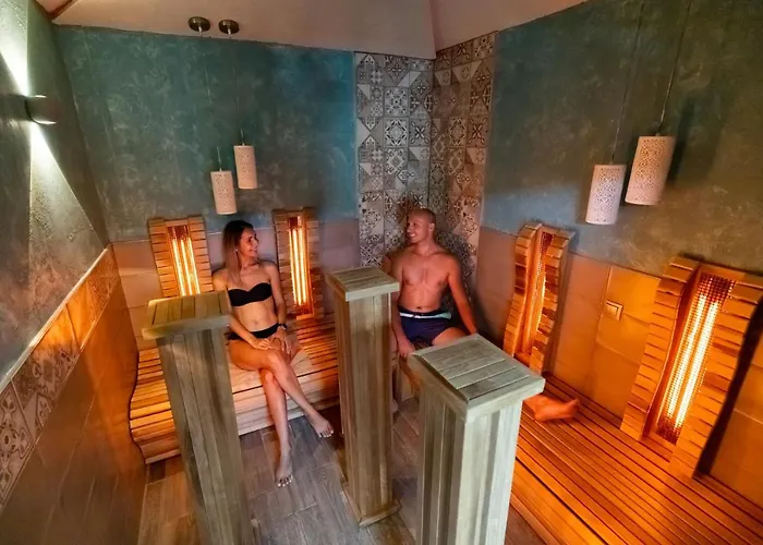 Alfa & Wellness Miskolctapolca 3* ميسكولك