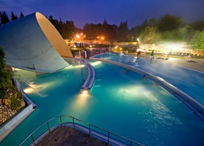 Отель Alfa Hotel & Wellness Miskolctapolca